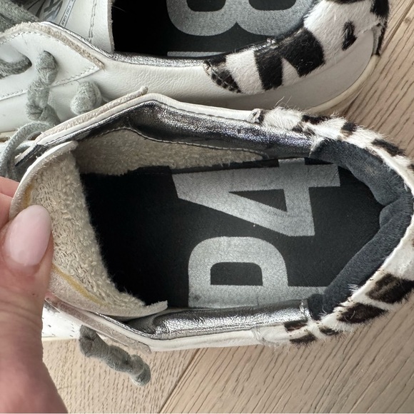 P448 John sneaker -zebra fur print on back
Woman’s size 37 (7) - Picture 8 of 11